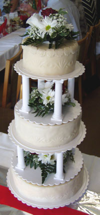 dort svatební třípatrový